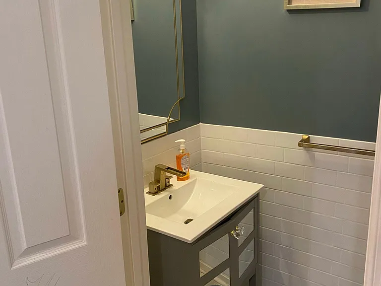Powder room