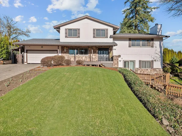 1315 SW Dorothy St, McMinnville, OR 97128