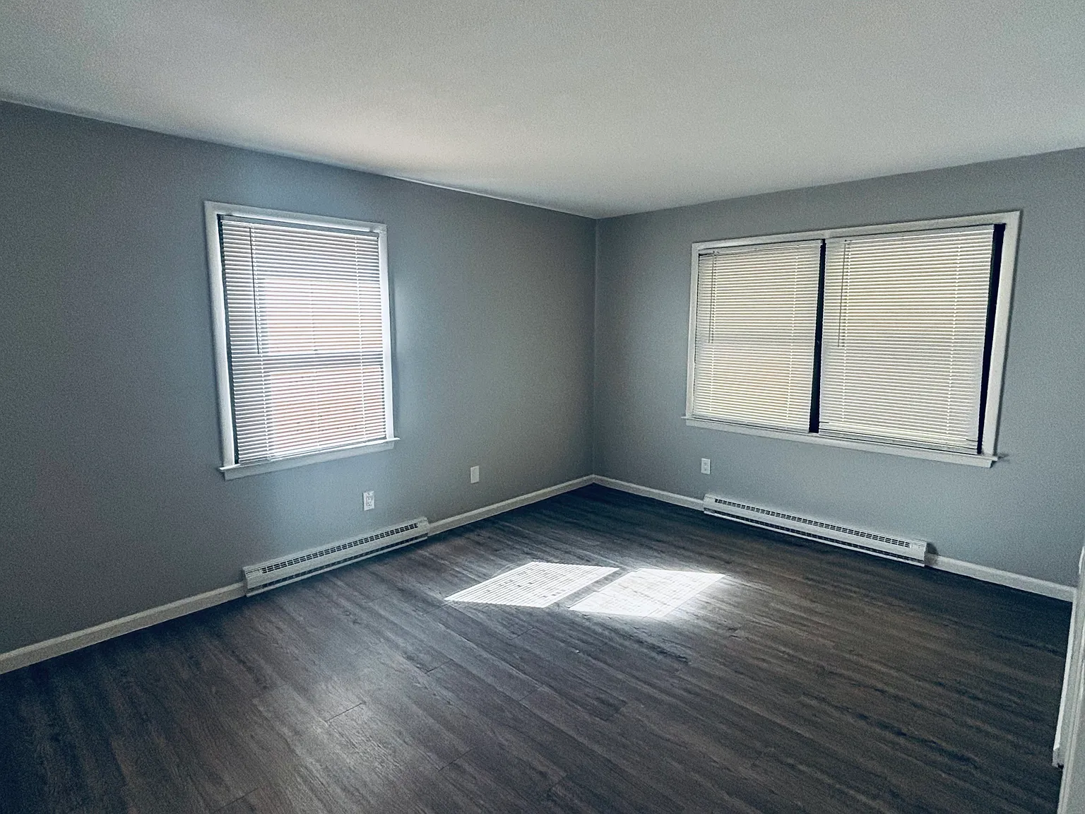 2 bed, 832 sqft, $2,000 — Photo 2