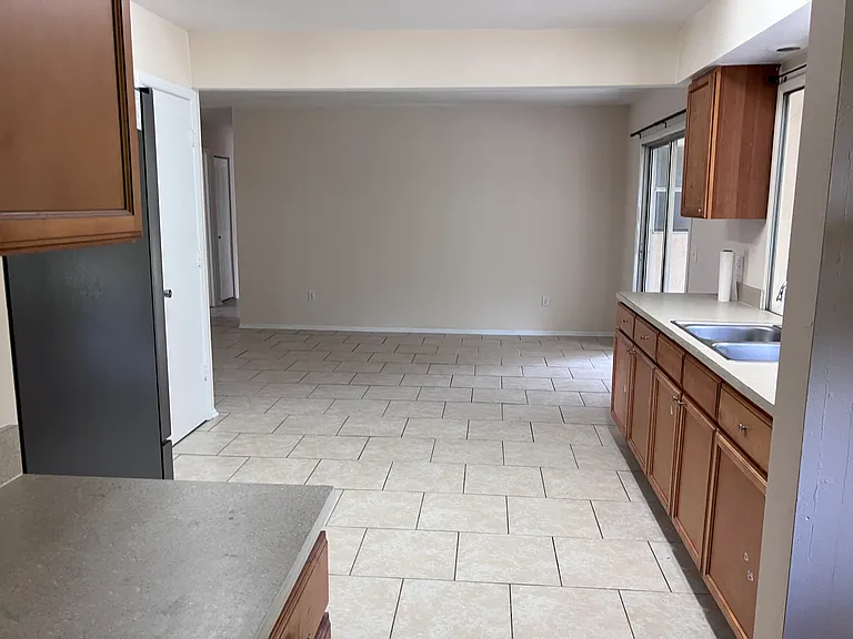 1165 Minnet Ct NE — Photo 5