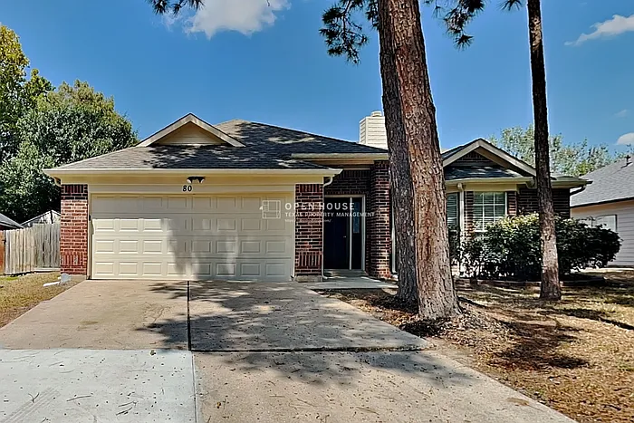 80 Laughing Brook Ct