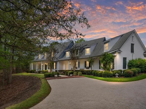 1149 Greystone Crst, Birmingham, AL 35242