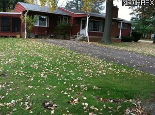 3065 Oak St, Barberton, OH 44203