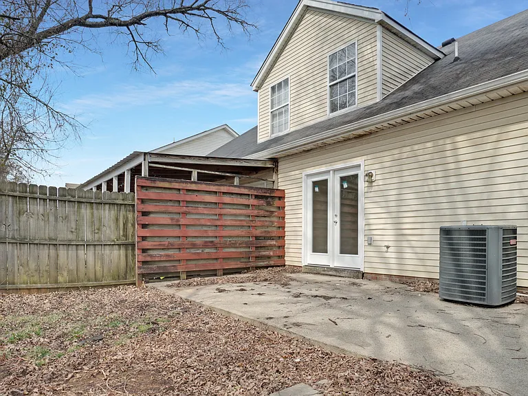 1452 Middleborough Ct — Photo 15