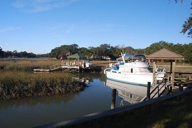 1st image of 726 Creeks Edge