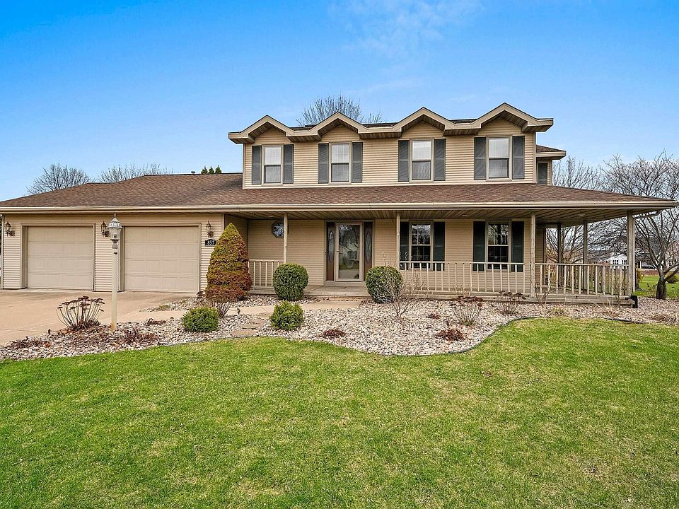 1st image of 857 Hickory Valley Ct