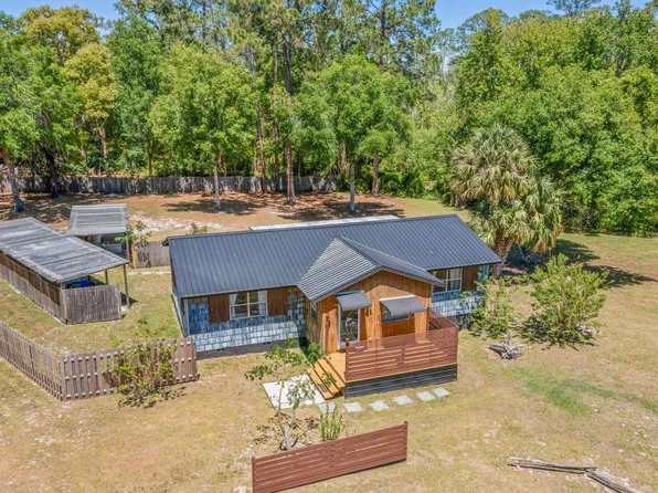 958 & 954 W Grand Rondo, Crescent City, FL 32112