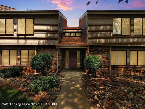 1046 Grenoble Ln Unit A, Lansing, MI 48917