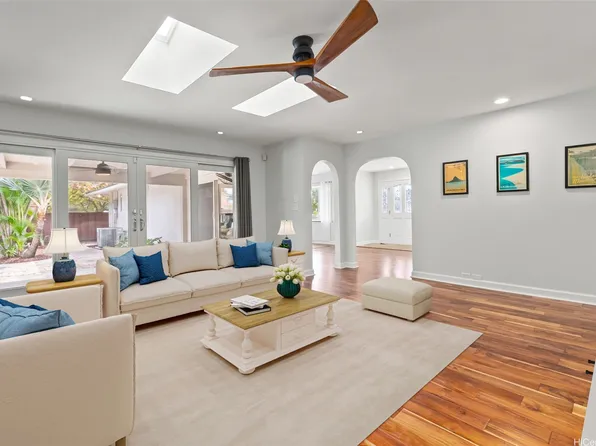 138 Kailuana Pl, Kailua, HI 96734