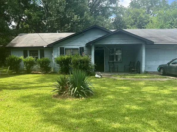 303 Azalea Dr, Montgomery, AL 36105
