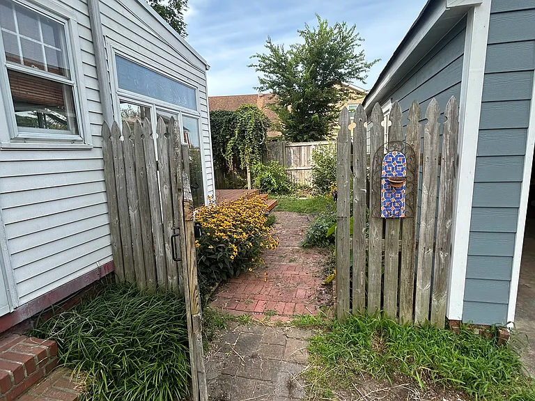 7001 Belvedere Dr — Photo 36