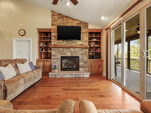 5th image of 2278 Lower Rinehart Rd