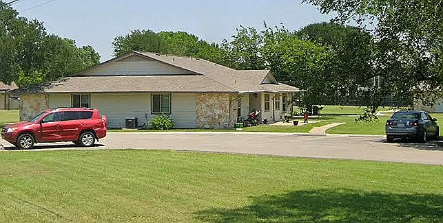 1623 E Northwest Blvd #1623 — Photo 3
