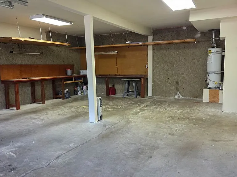 20800 W Willow Springs Dr — Photo 21