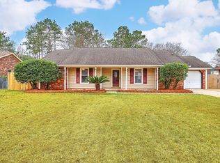 212 Longleaf Rd, Summerville, SC 29486