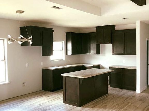 3rd image of 1615 Cozumel Dr