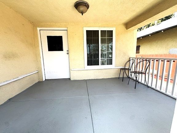 4th image of 2129 W 30th St