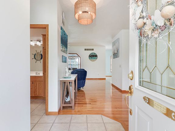 4th image of 25 Spring Ridge Cir #0