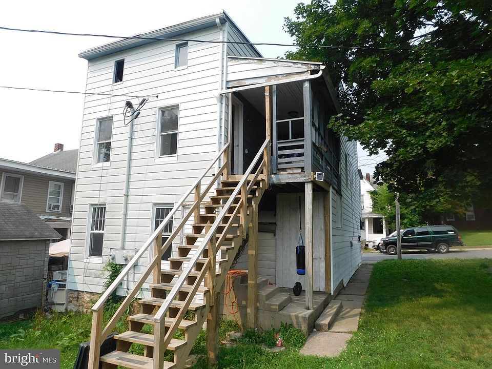 2nd image of 219 Bratton Ave