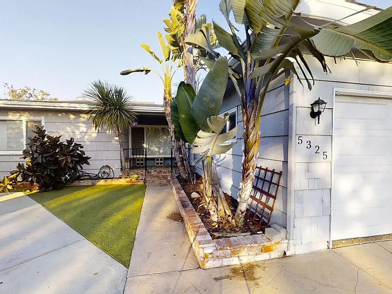 5325 E Falls View Dr — Photo 20