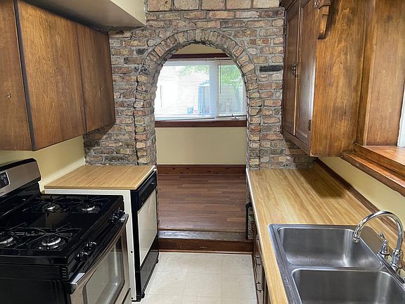 5th image of 2565 S Wentworth Ave