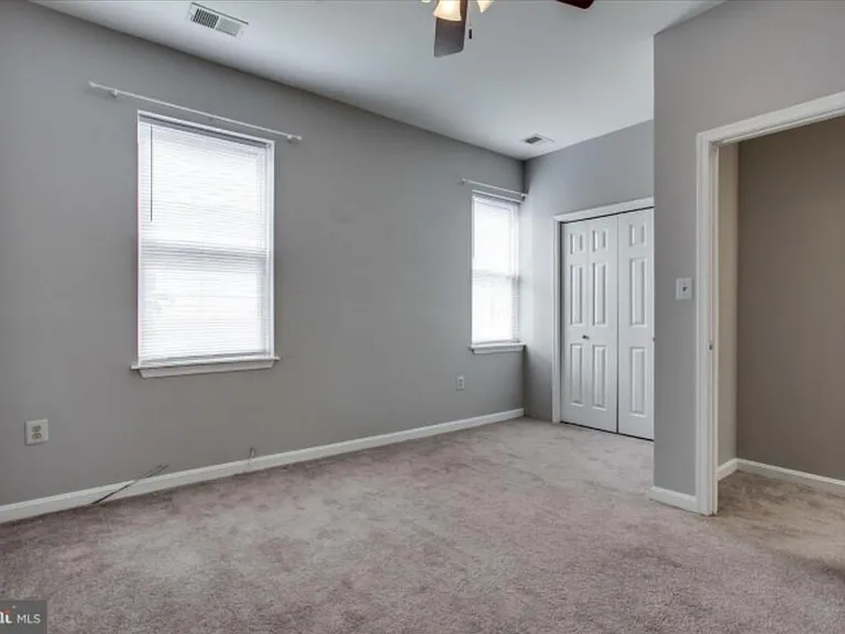 504 Rhode Island Ave NW — Photo 9