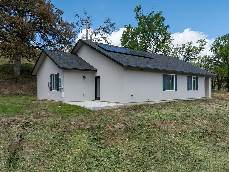 23841 Parke Ct — Photo 9