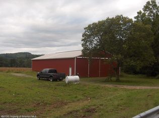 78 Creek Flats Rd, Falls, PA 18615