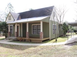 825 Worth St, Hemphill, TX 75948