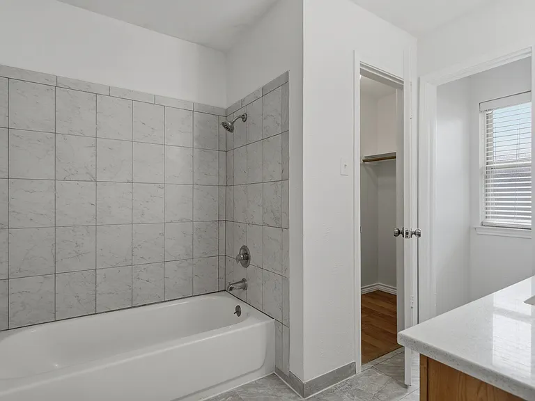 1830 Tiburon Bnd — Photo 15