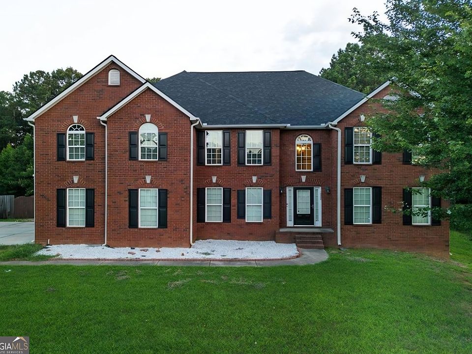 1st image of 10208 Hemlock Way