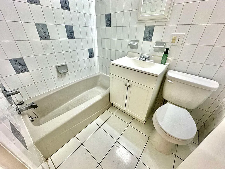 247 Clendenny Ave #1 — Photo 9