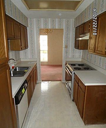 5th image of 8600 Coppertowne Ln APT 1803