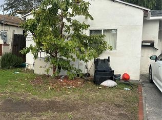 18535 Bryant St, Northridge, CA 91324