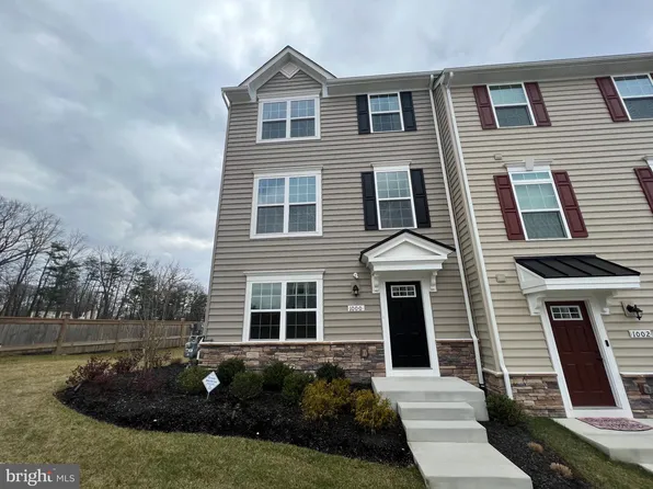 1000 Valley Run Dr, Fredericksburg, VA 22401