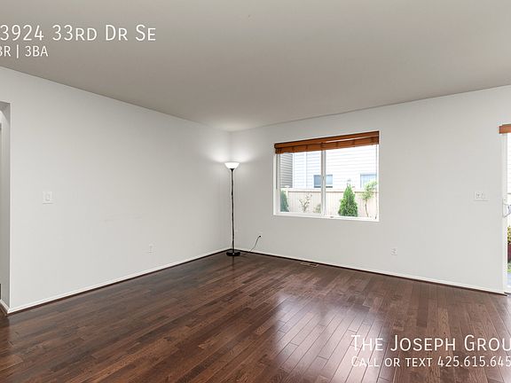 4th image of 13924 33rd Dr SE