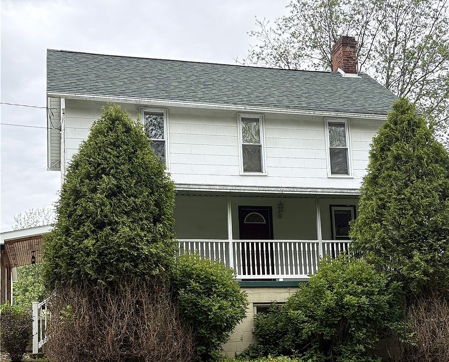 1st image of 160 Royal Oak Dr