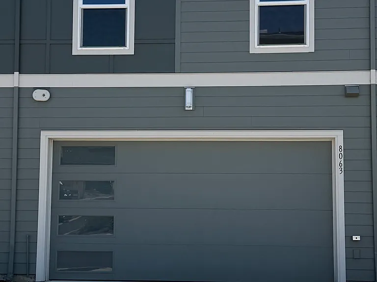 Entry on backside
