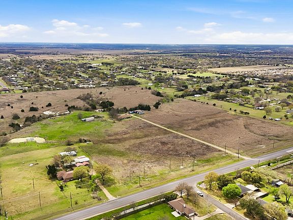 5th image of 801 E Fm 664 Rd