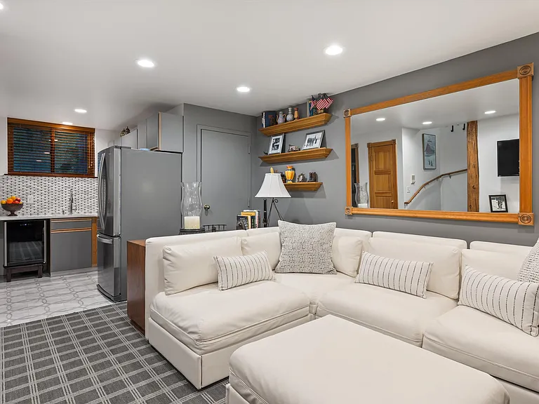 124 E Durant Ave #10 — Photo 23
