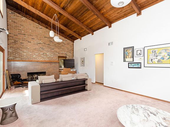 3rd image of 1140 Sand Pine Cir