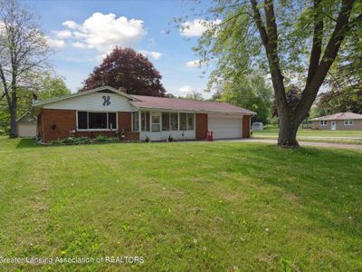 16105 Eskes St, Lansing, MI, 48906