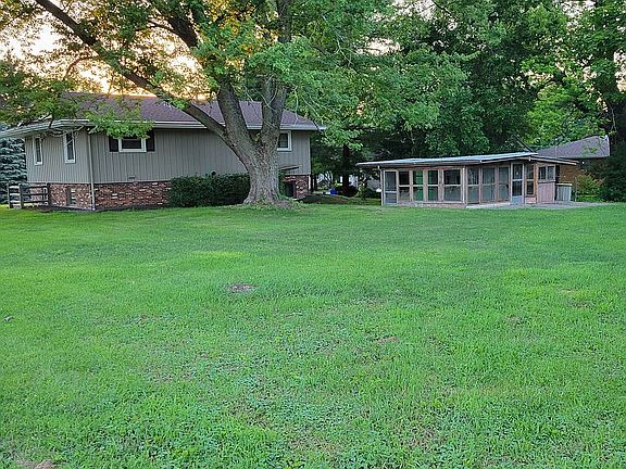 Large Open Double Lot