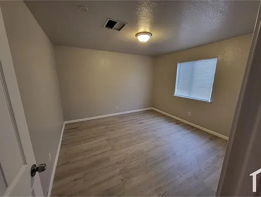 1214 E Clinton Ave #202 — Photo 4