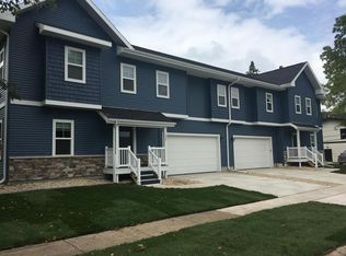 157 N West St, Waunakee, WI 53597