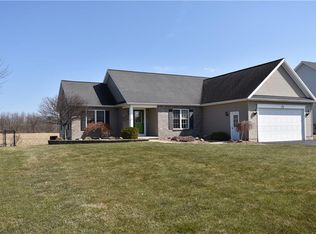 32 Carrie Marie Ln, Hilton, NY 14468