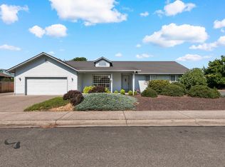 628 SW Leonard St, Grants Pass, OR 97526