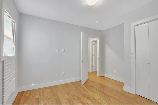 250 Sisson Ave #2 — Photo 15