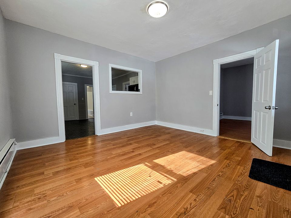 1st image of 3 Pearl St #2