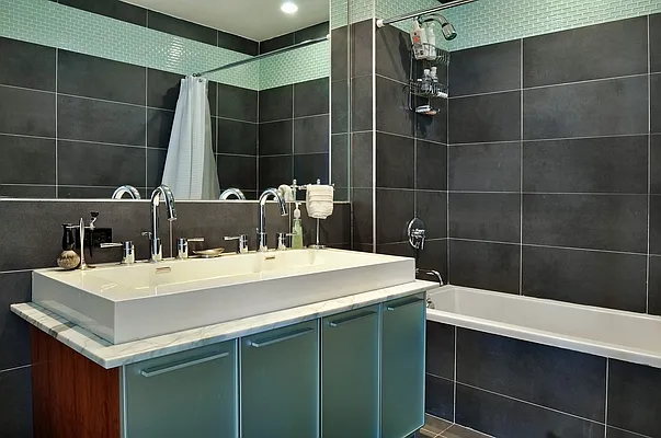 Sold by Corcoran | media 27